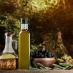 Olive,Oil,With,Black,And,Green,Olives,In,The,Olive