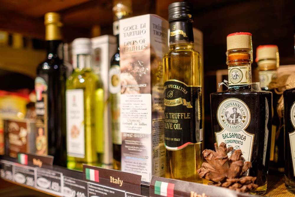 Chiang,Mai,thailand,-,25,Jul,2024:italian,Olive,Oil,Product,On